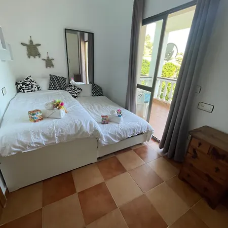 Private Nerja, Large Private Pool, Gardens & Parking Villa