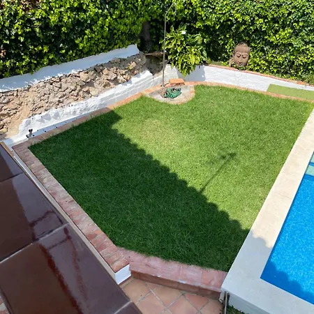 Private Nerja, Large Private Pool, Gardens & Parking Frigiliana