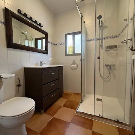 Private Nerja, Large Private Pool, Gardens & Parking Frigiliana